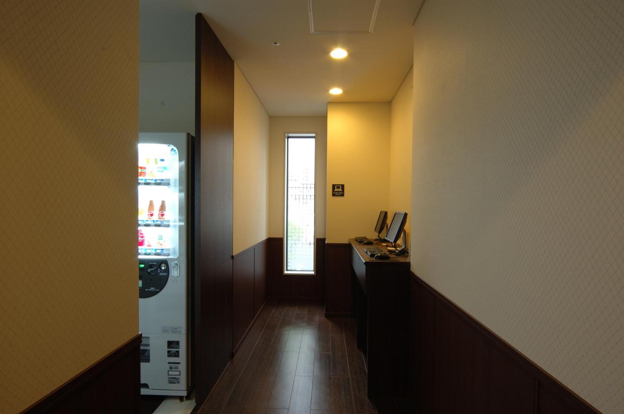 Hotel Route-Inn Kushiro Ekimae Екстериор снимка